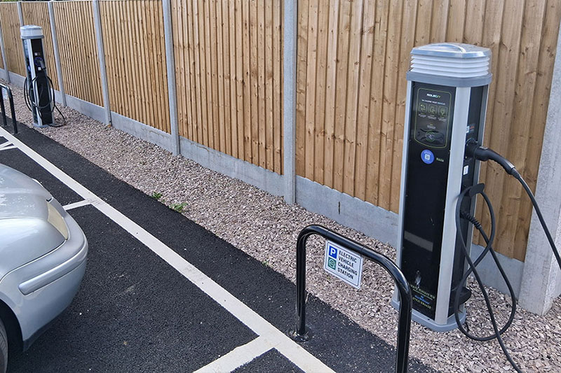 Electric Car Chargers Live